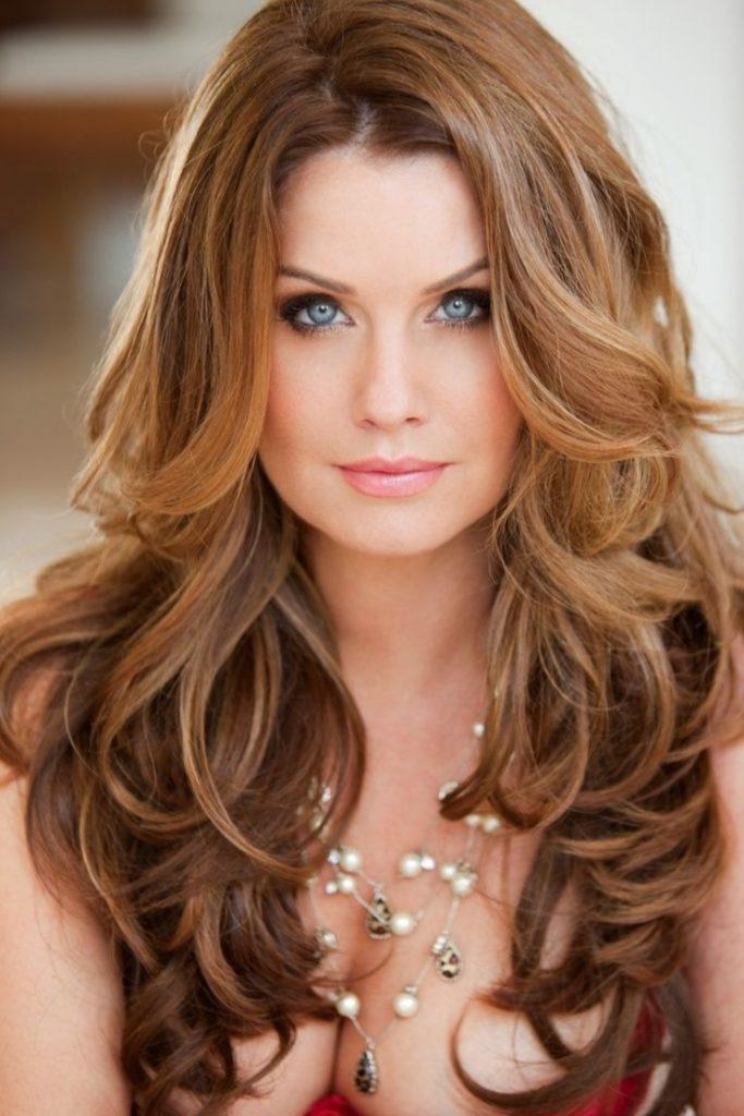 4a9d760ef6e1b6cc873fa05744969595 hairstyles for long wavy hairstyles 683x1024 1